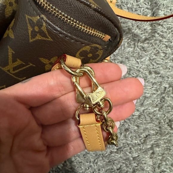 Louis Vuitton Brown Monogram Crossbody Bag - Picture 8 of 13